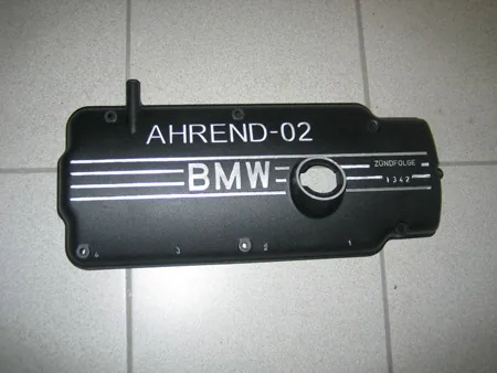 Ersatzteil: Motor Ventildeckel, passend für alle BMW M10 Motoren